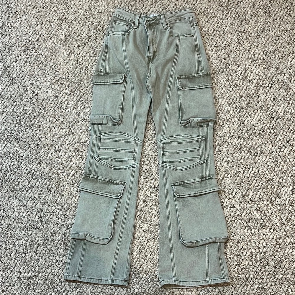 Green Cargo Pants